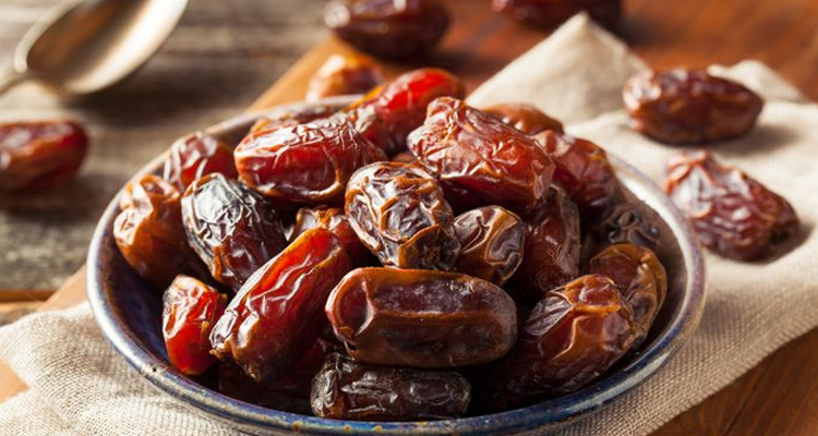 Why You Must Have Date Palm Jaggery In Winters